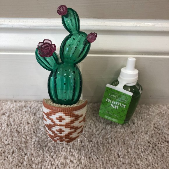 Bath & Body Works Other Stained Glass Cactus Wallflowers Fragrance